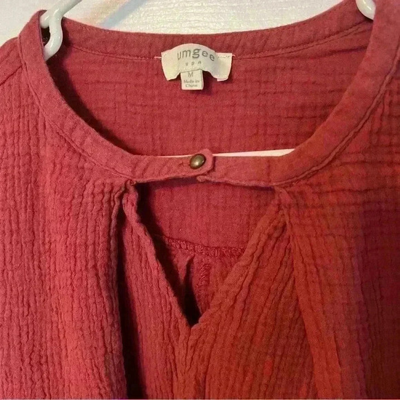 Umgee Cranberry Red Gauze Long Sleeved Blouse Size Medium oversized flowy fit. - Picture 3 of 6